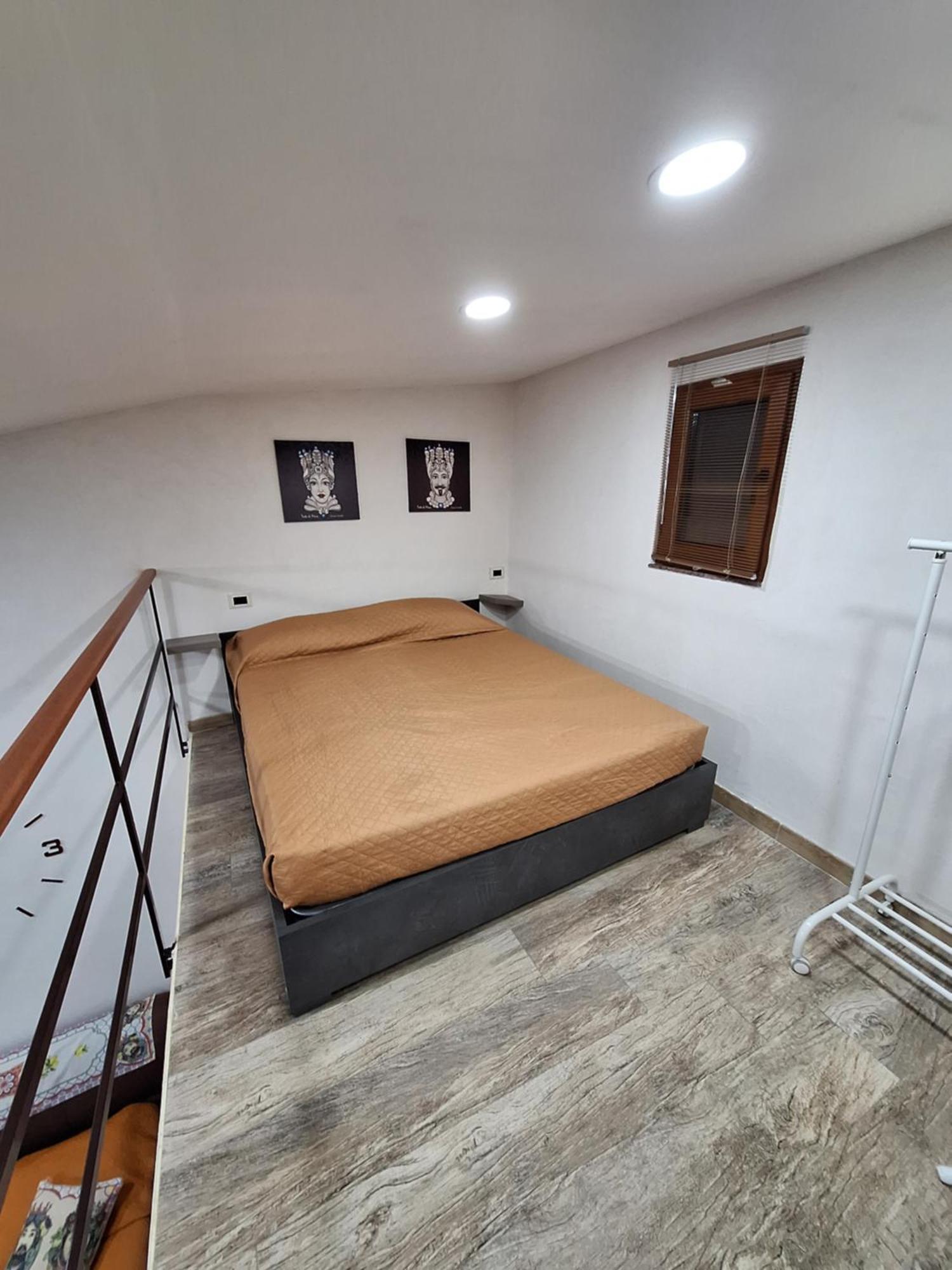 Tapia'S Rooms Big Катания Экстерьер фото